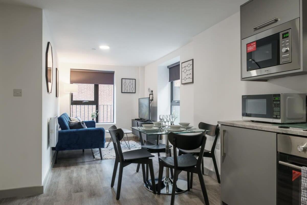 Lovely 1 Bed Apartment In Liverpool Centre Exterior photo